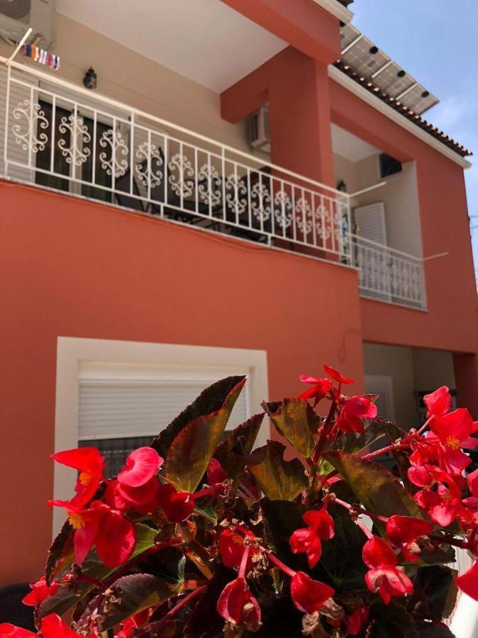 Apartamento Spyridonou House Parga Exterior foto