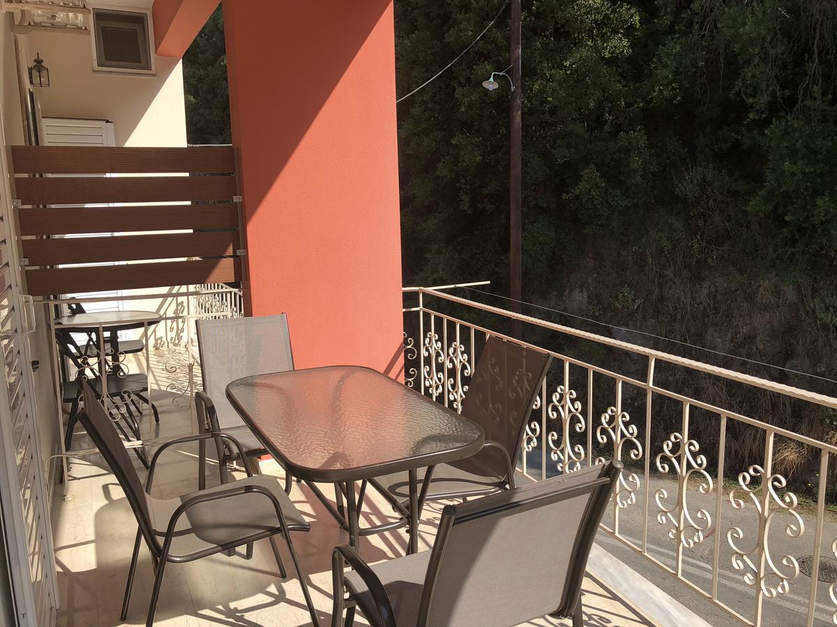 Apartamento Spyridonou House Parga Exterior foto